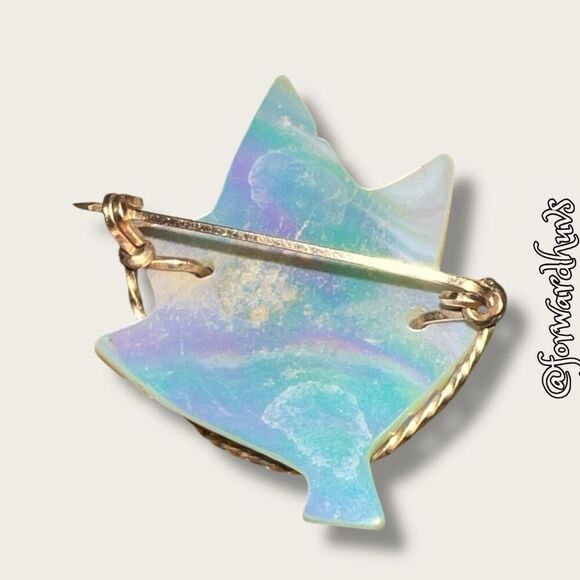 Mother of Pearl Brooch with Gold Wire Initial and Clover Accent - Picture 8 of 10